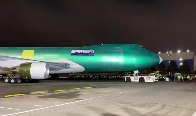 报道,就在日前最后一架波音747飞机在美国华盛顿州的艾弗雷特工厂下线